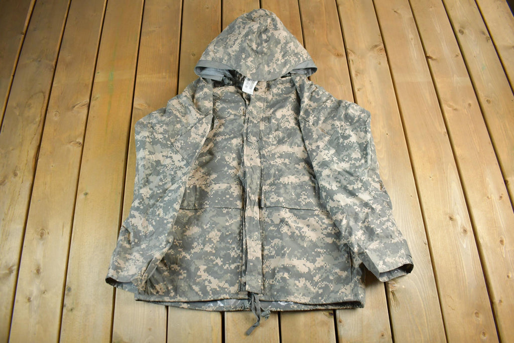 Vintage 1990s Digi Camo Military Rain Jacket Men's Large