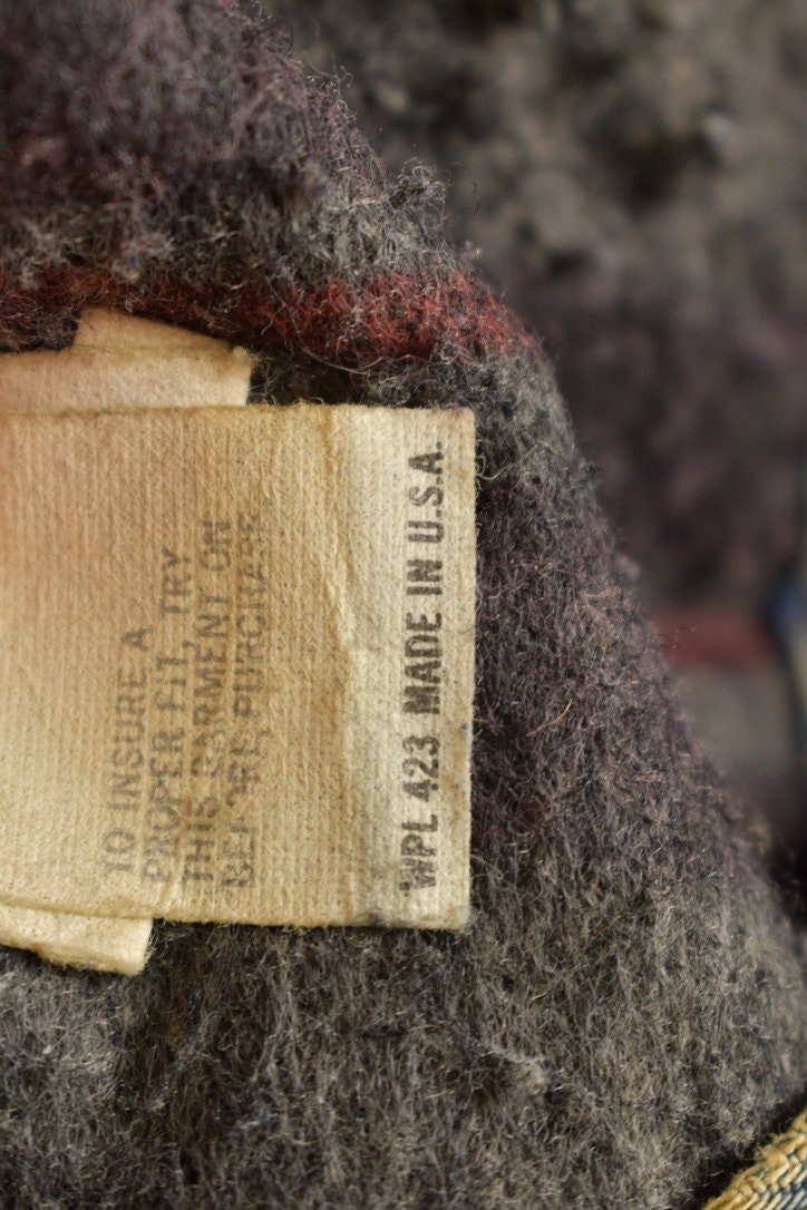 Vintage 1990s Levi's Distressed Denim Blanket Lined Jean Jacket