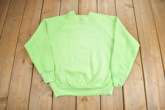 Vintage 1980s Blank Lime Green Crewneck Sweatshirt / 80s Crewneck / Essential / Streetwear / 80s Blank / Raglan Sweater