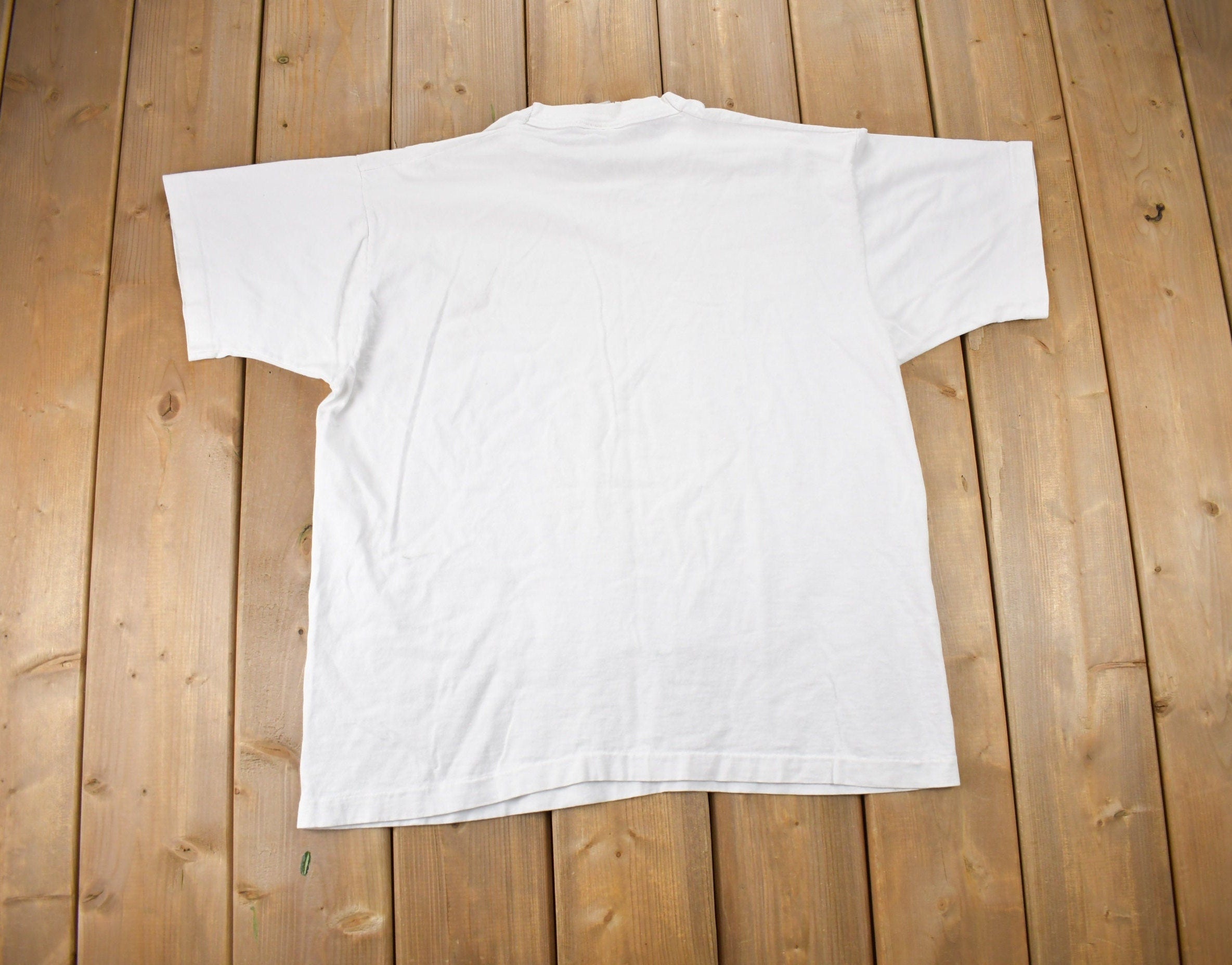 Vintage 1990s Blue Bayou Gardening Graphic T-Shirt