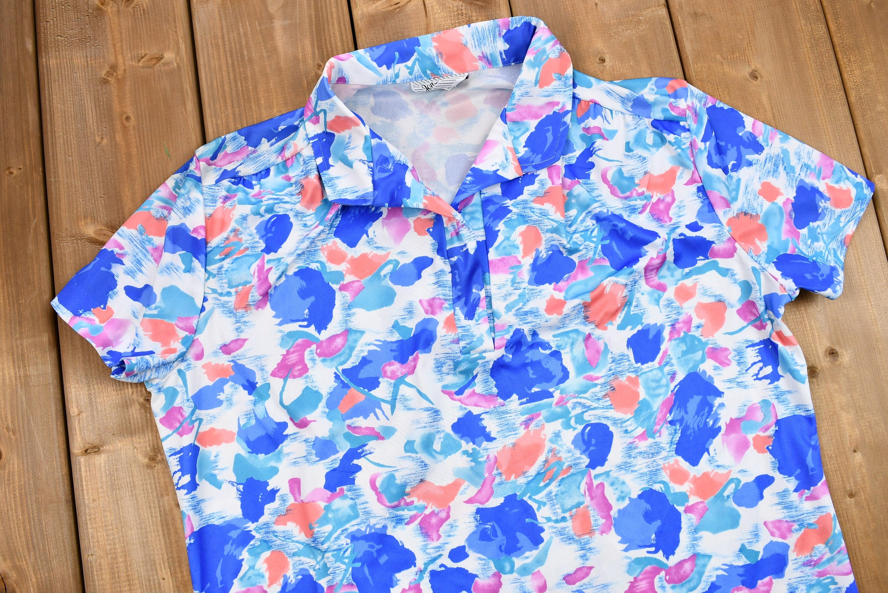 Vintage 1960s Floral Polyester Short Sleeve Blouse