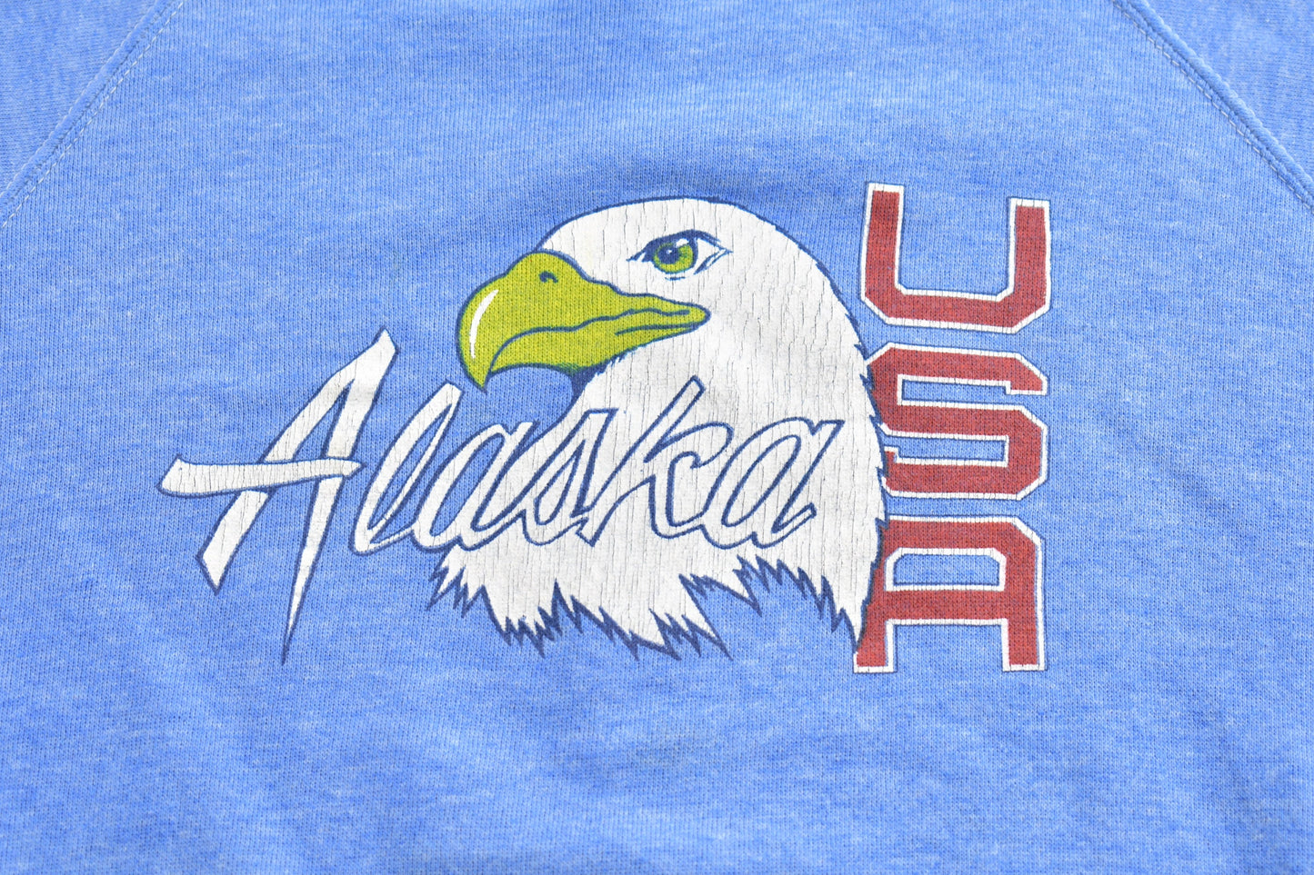 Vintage 1970s Alaska USA Eagle Graphic Crewneck Sweatshirt / 80s / 70s / Souvenir Sweater / Nature Theme Crewneck / Travel And Vacation