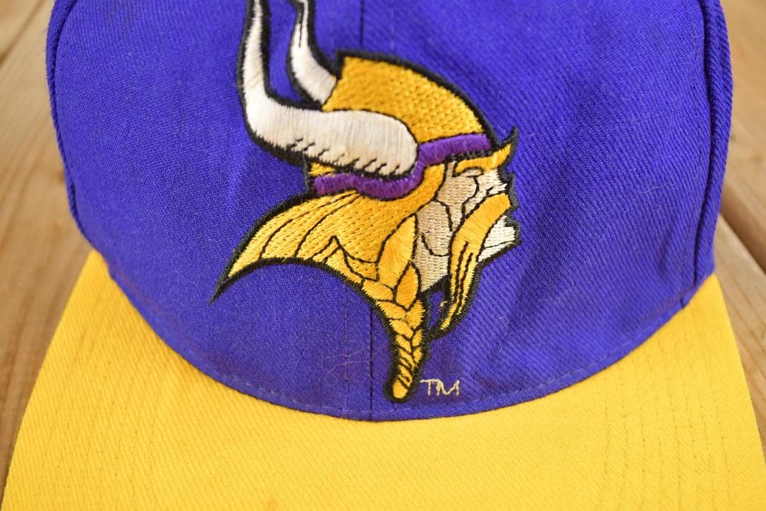 Vintage 1990s Minnesota Vikings Strap Back NFL Hat / 90's Embroidered Football Cap