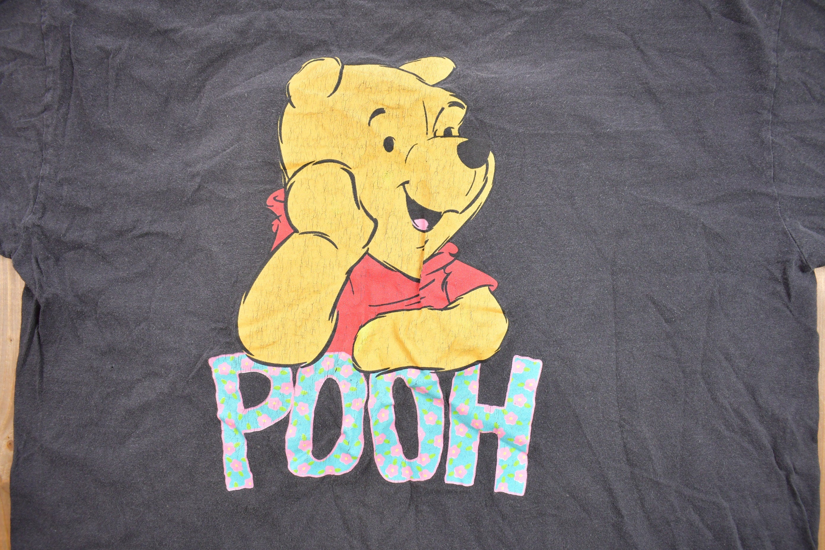 Vintage 1990s Winnie the Pooh Disney Graphic Cartoon T-Shirt