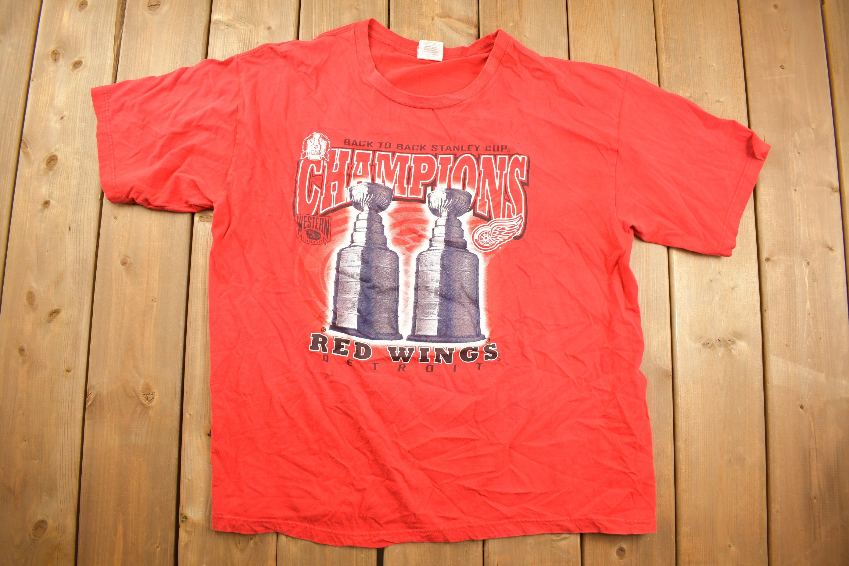Vintage 1998 Detroit Red Wings Stanley Cup Champions T-Shirt