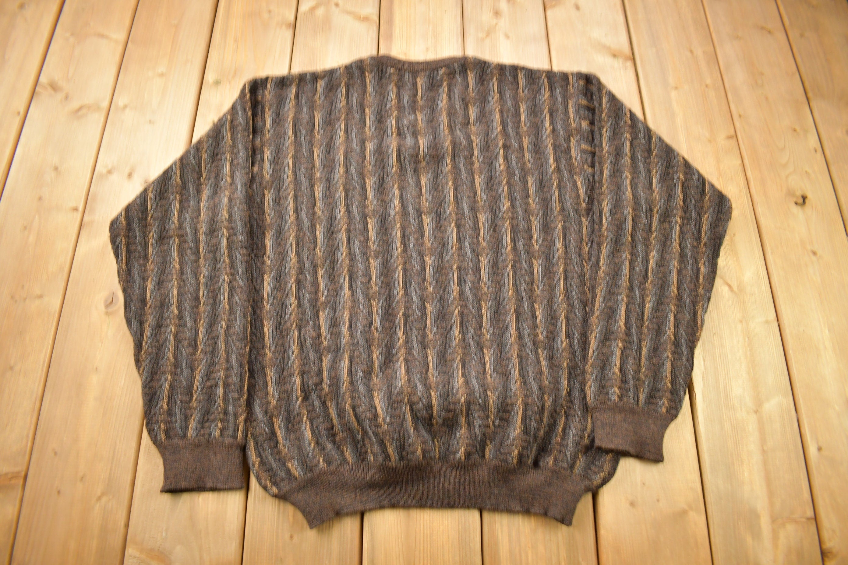 Vintage 1990s Tricots St. Raphael's Pure Merino Wool Knitted Sweater