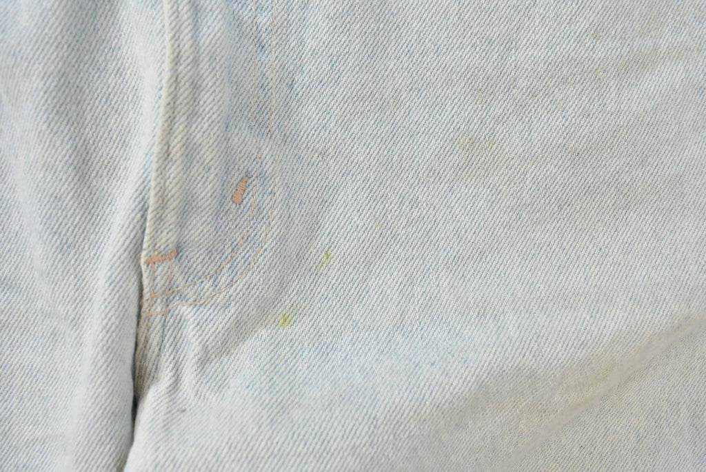 Vintage 1990s Levi's 505 Regular Fit Denim Jeans Men's 34 x 32 / 90s Levi's / Distressed Sun Faded Jeans / Made in USA