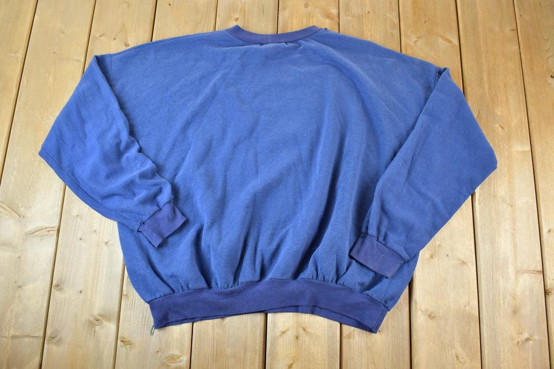 Vintage 1990s Blank Navy Souvenir Crewneck Sweatshirt Made In USA
