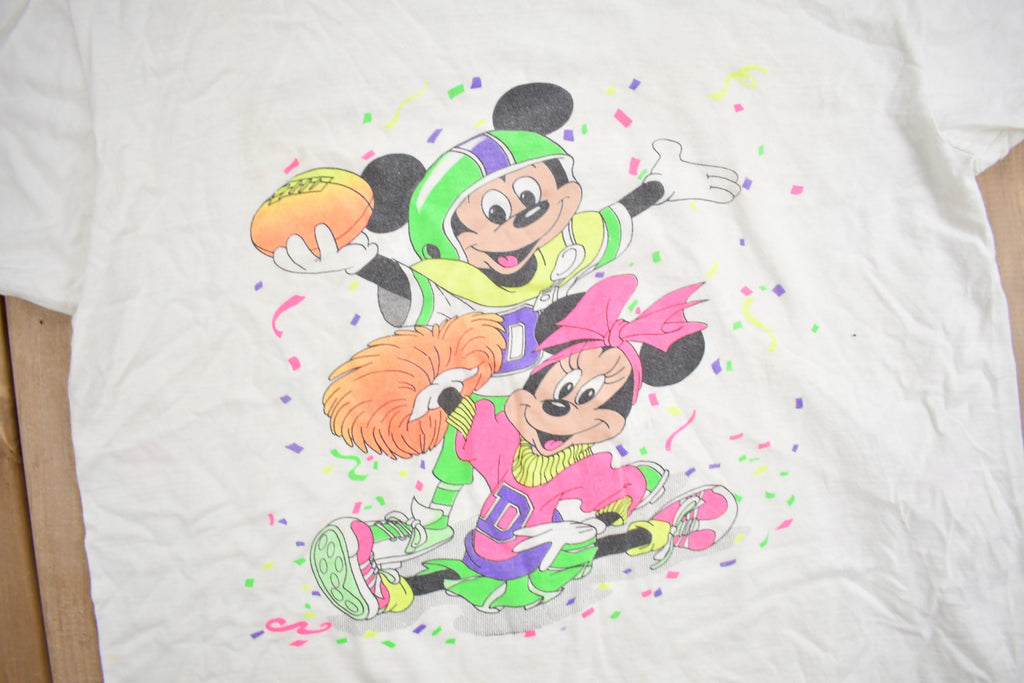 Vintage 1990s Mickey & Minnie Mouse Graphic T-Shirt