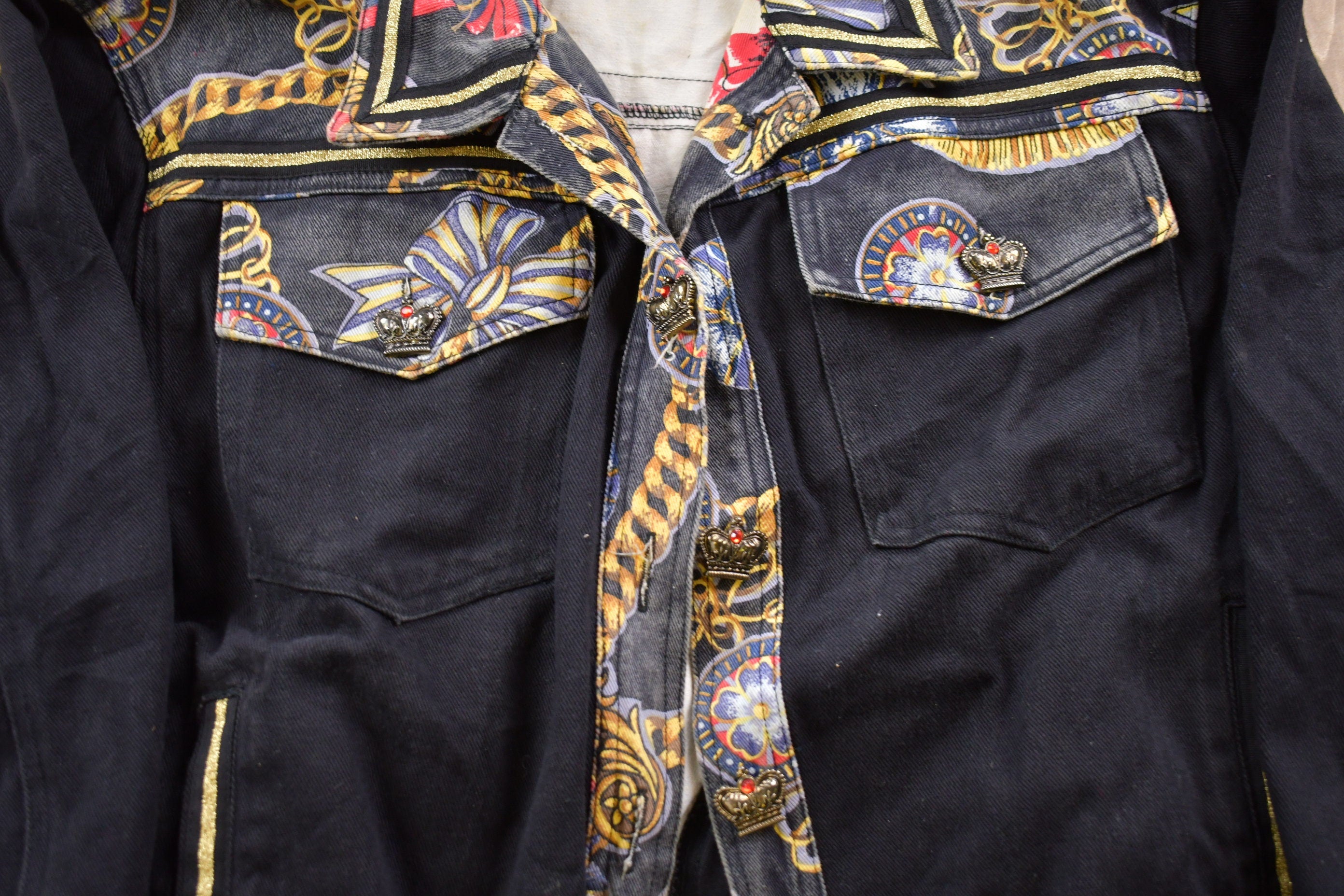 Vintage 1980s The La Costa Spa Jewelry Graphic Denim Jean Jacket