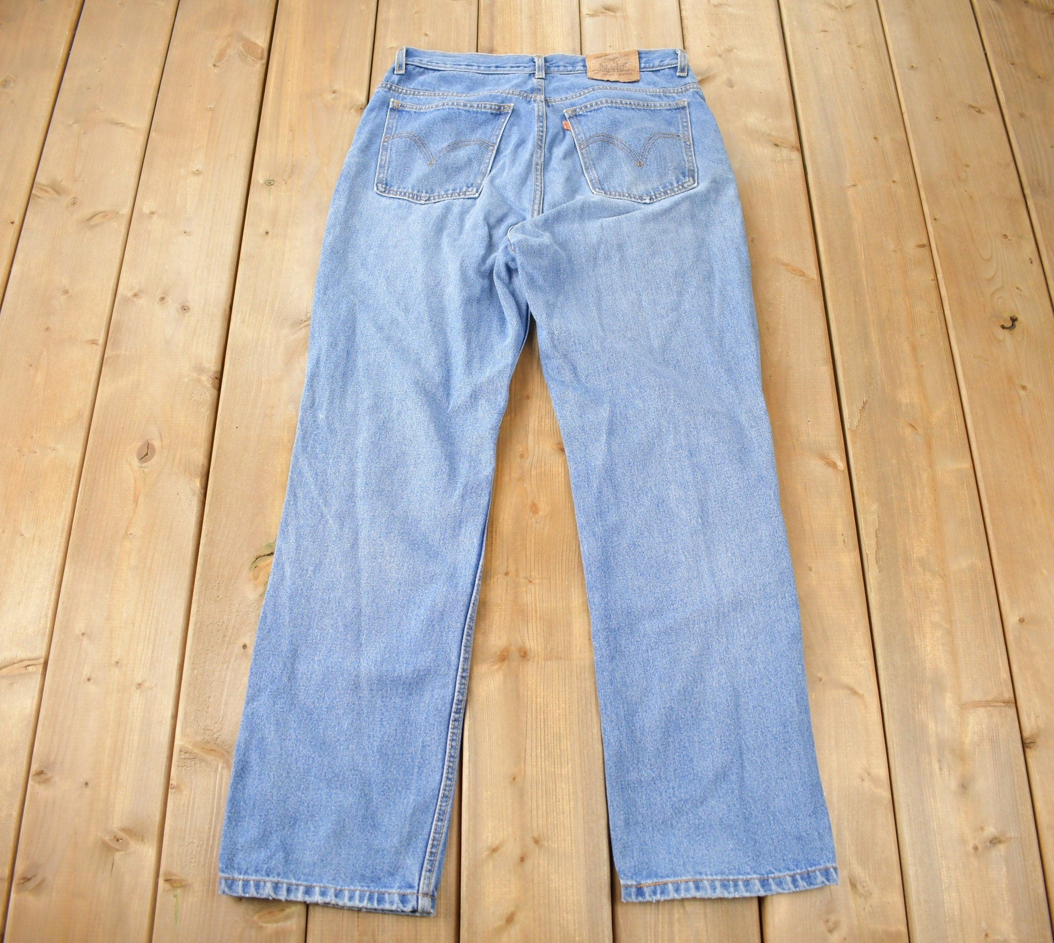 Vintage 1990s Levi's Orange Tab Jeans Size 31 x 29 Made In Canada
