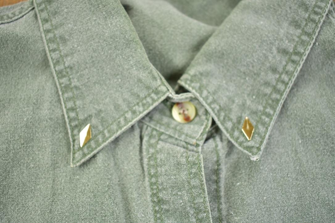 Vintage 1990s African Animal Embroidered Bedazzled Button Up Shirt