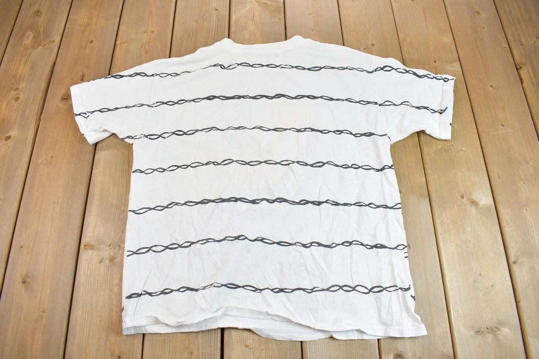 Vintage 1990s Abstract Floral Theme Single Stitch Graphic T-Shirt