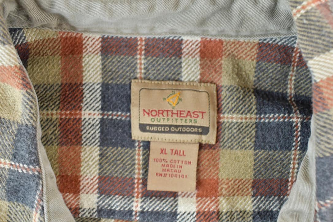 Vintage 1990s Northeast Outfitters Outdoorsman Button Up Plaid X Tall Western Heavyweight Shirt