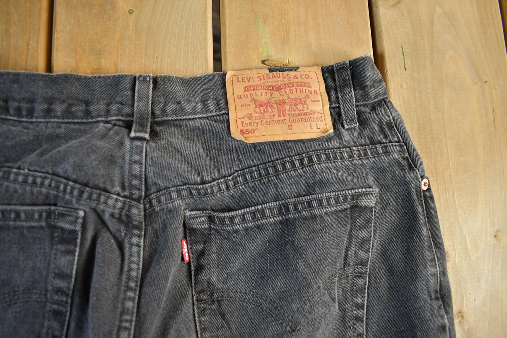 Vintage 1990s Levi's 550 Denim Jeans Women's 31 x 32