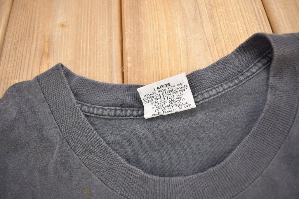 Vintage 1990s Gone With The Wind Graphic Stanley Desantis T Shirt