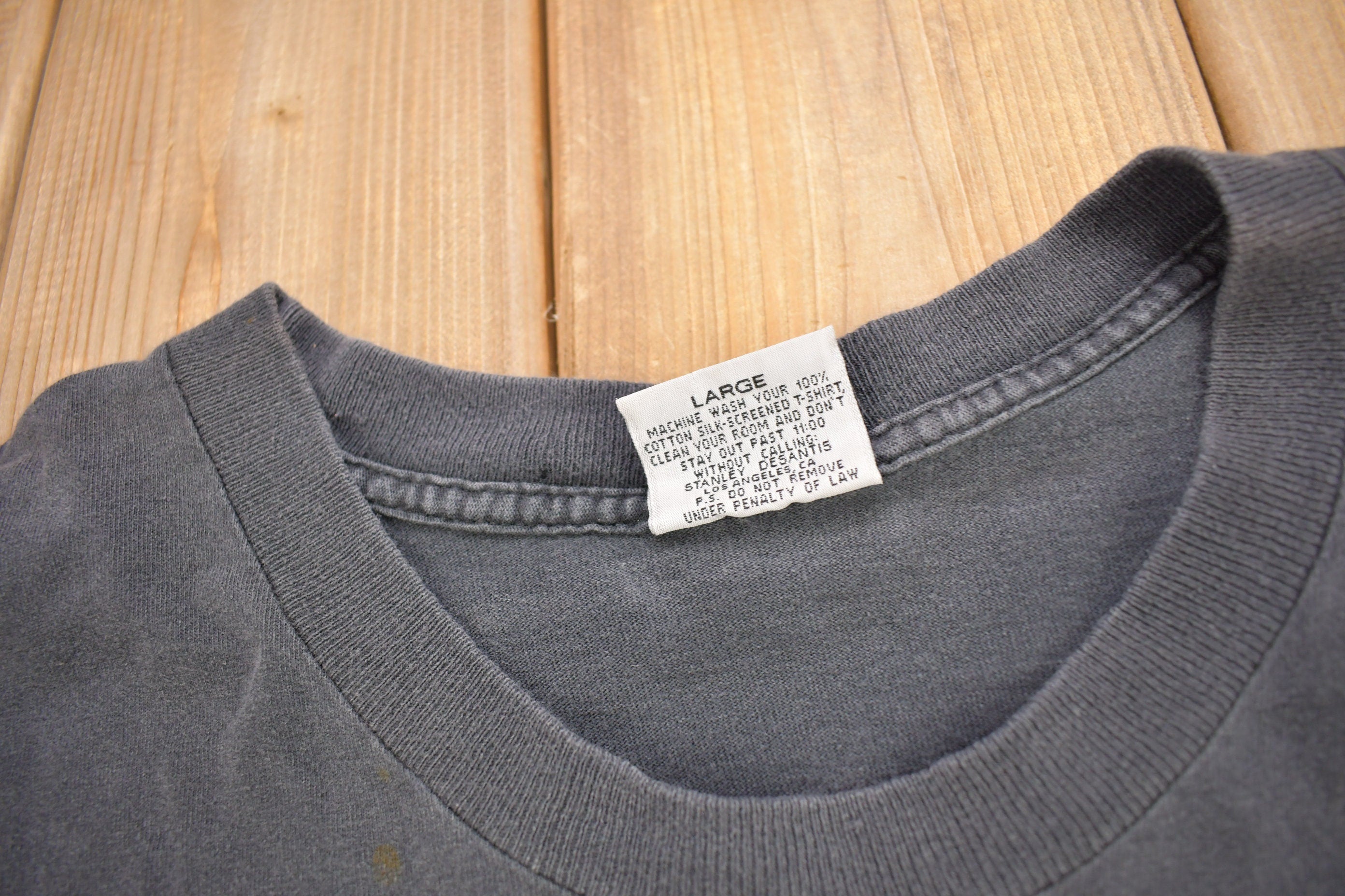 Vintage 1990s Gone With The Wind Graphic Stanley Desantis T Shirt