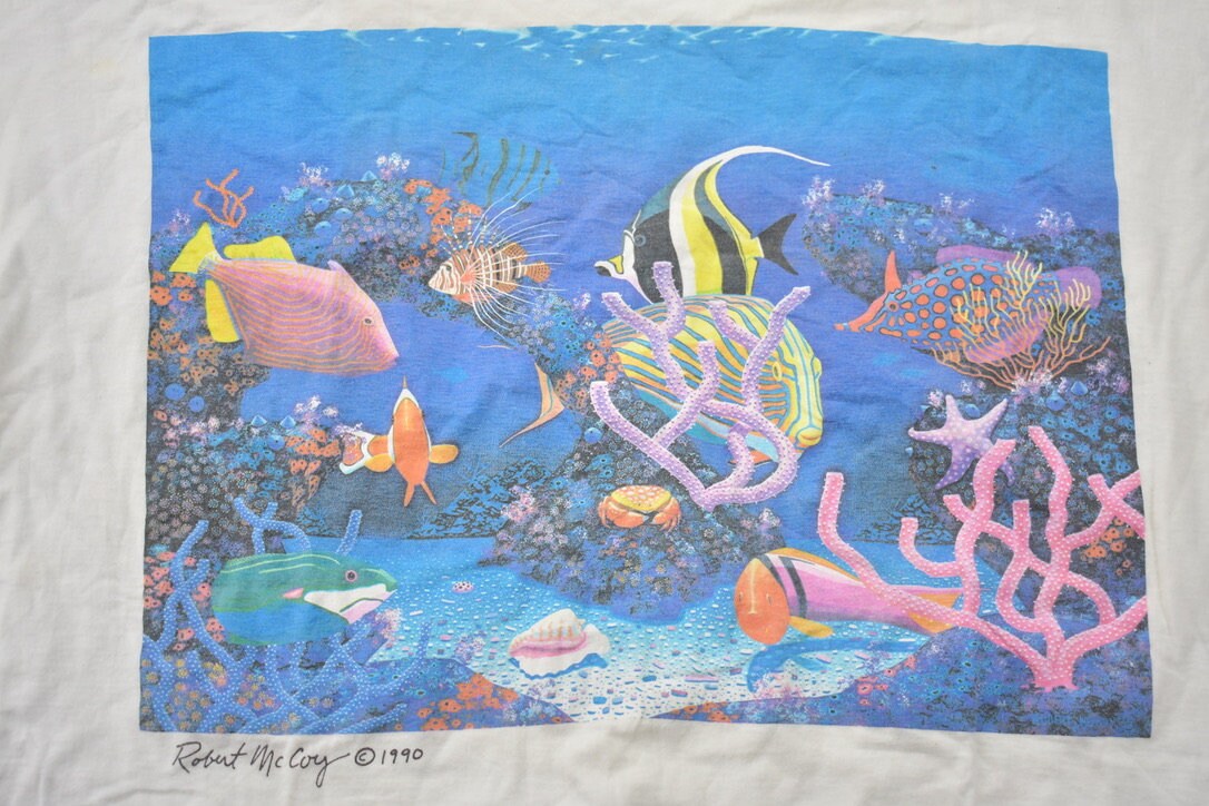 Vintage 1990 Ocean Fishes Theme Bonfire Graphic T-Shirt Single Stitch