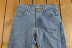 Vintage 1990s Wrangler Light Wash Relaxed Tapered Jeans
