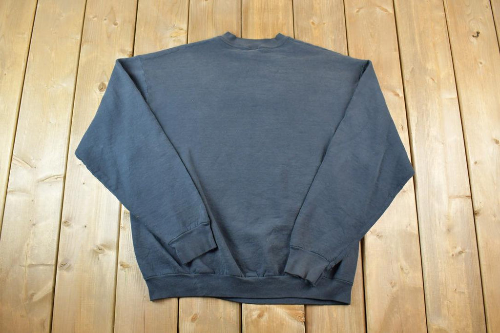 Vintage 1990s Aztec Wolf Outdoorsman Crewneck Sweatshirt