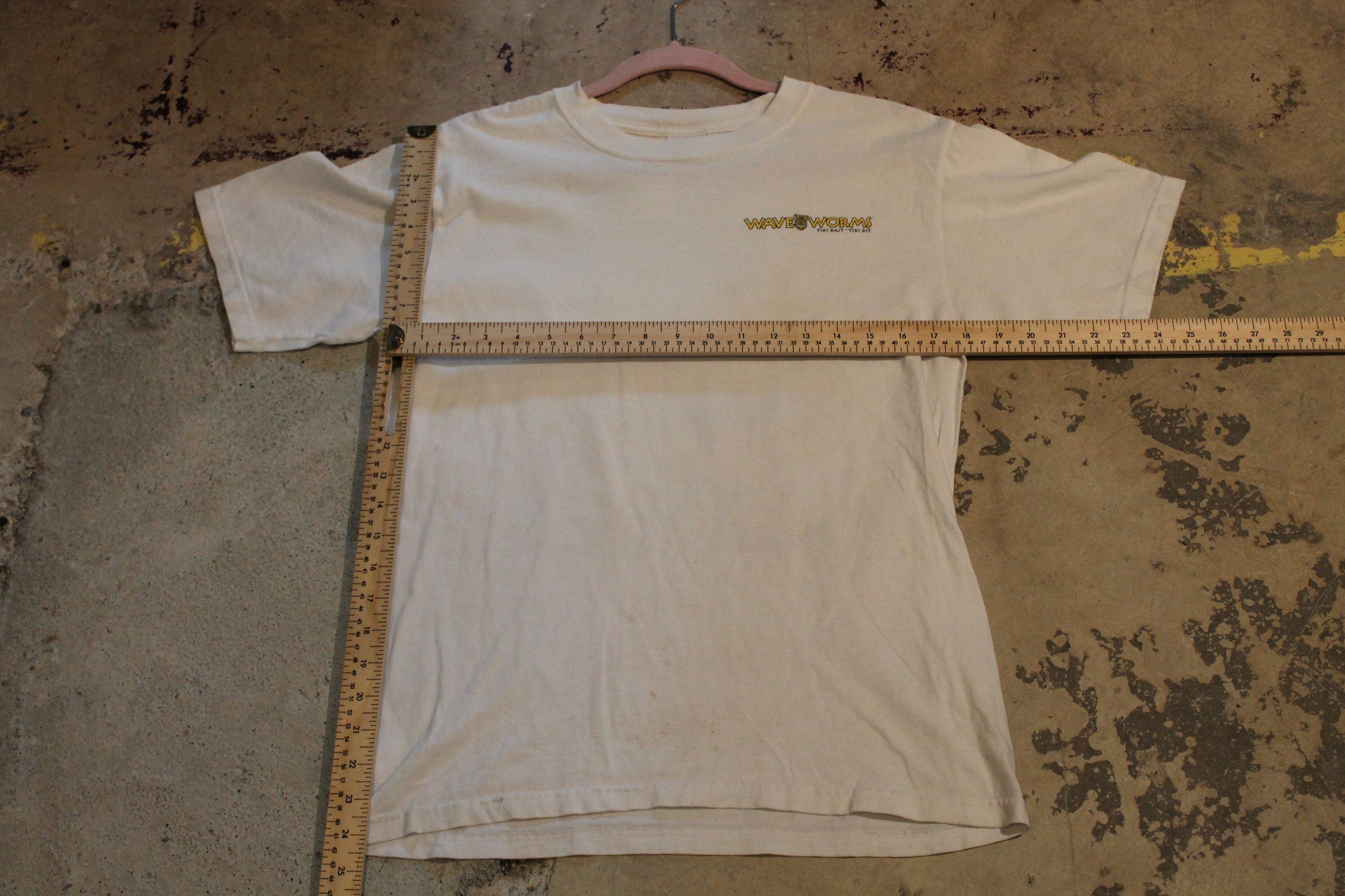 Vintage 1990s Wave Worms Tiki Bait T-Shirt