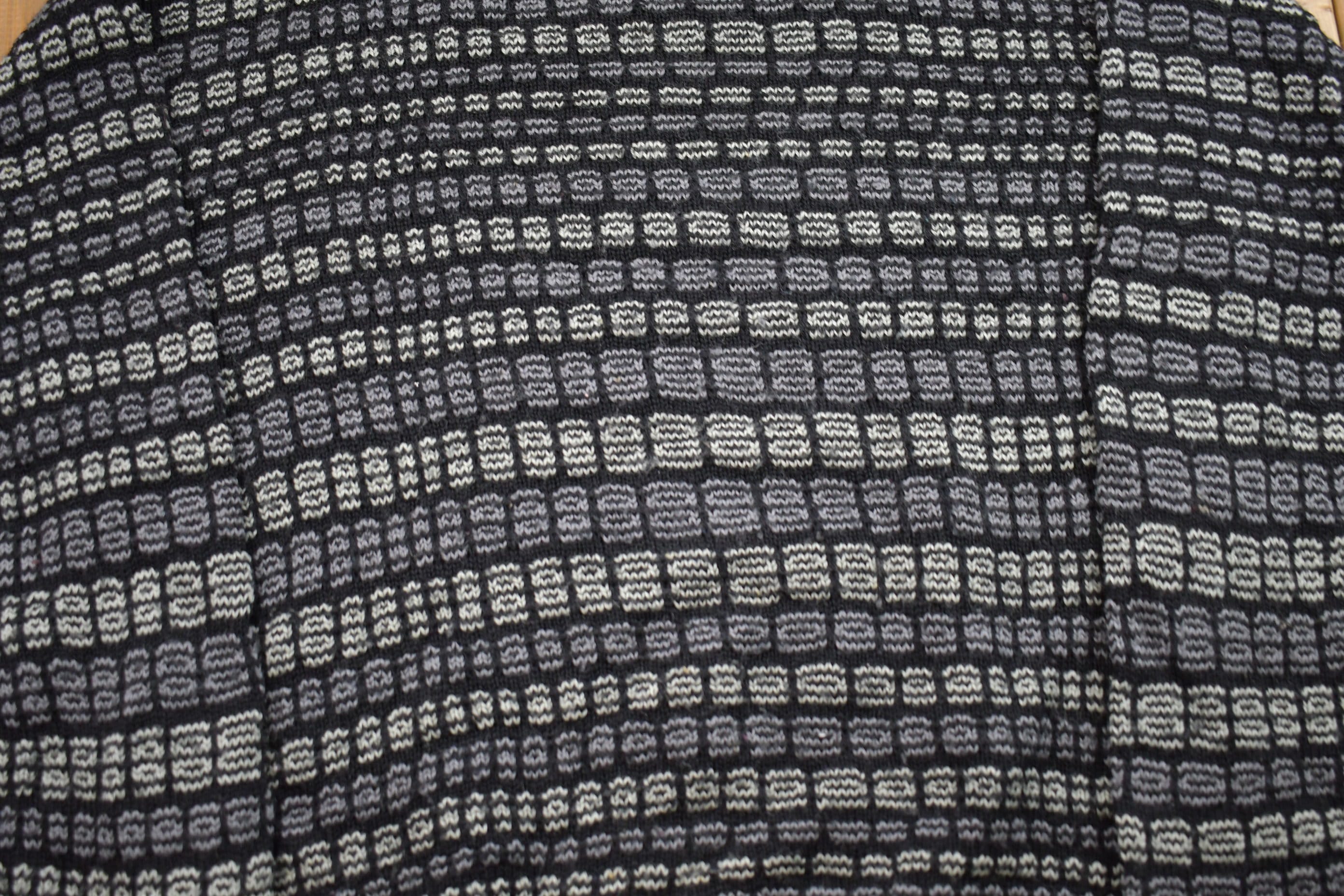 Vintage 1990s Abstract Knitted Sweater /