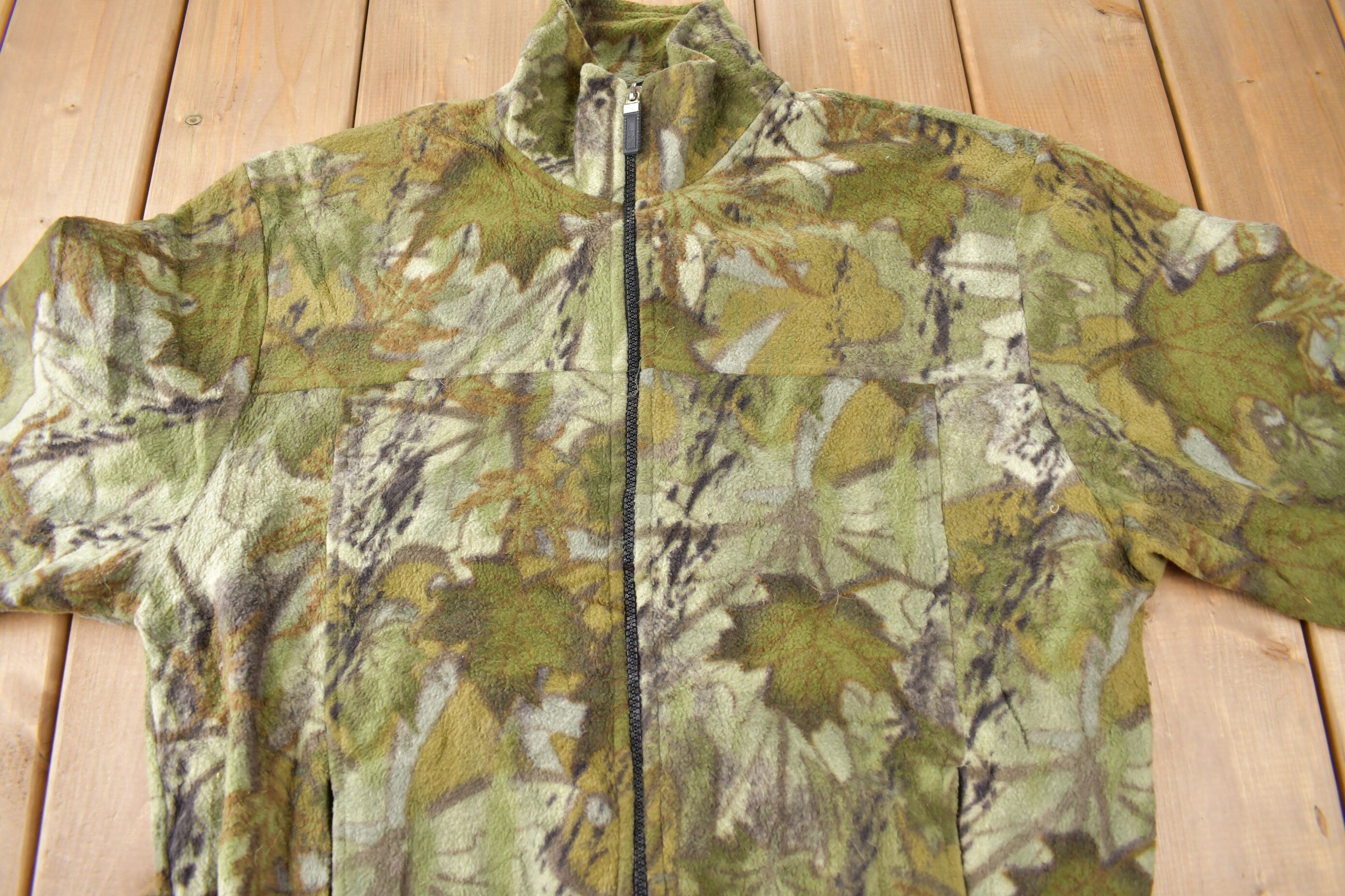 Vintage 1990s Destination Tree Camo Zip Up Fleece Sweater Size M