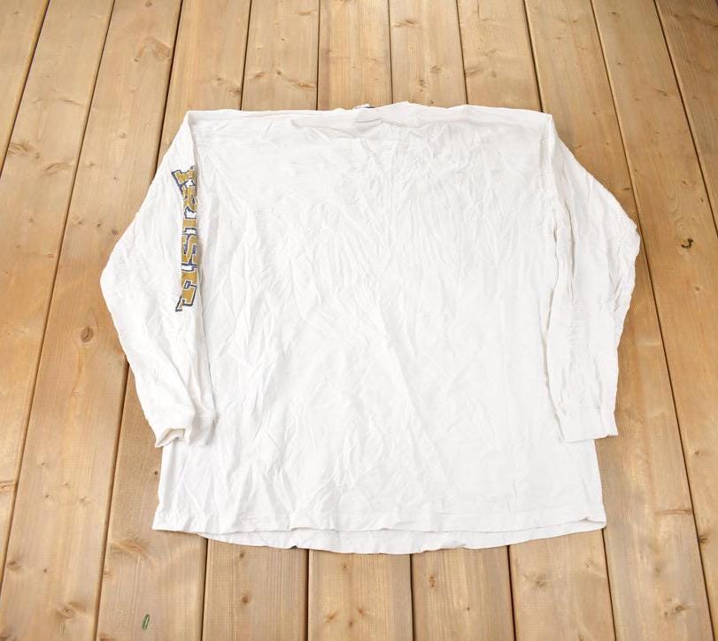 Vintage 1990s Notre Dame Fighting Irish Jansport Graphic Long T-Shirt