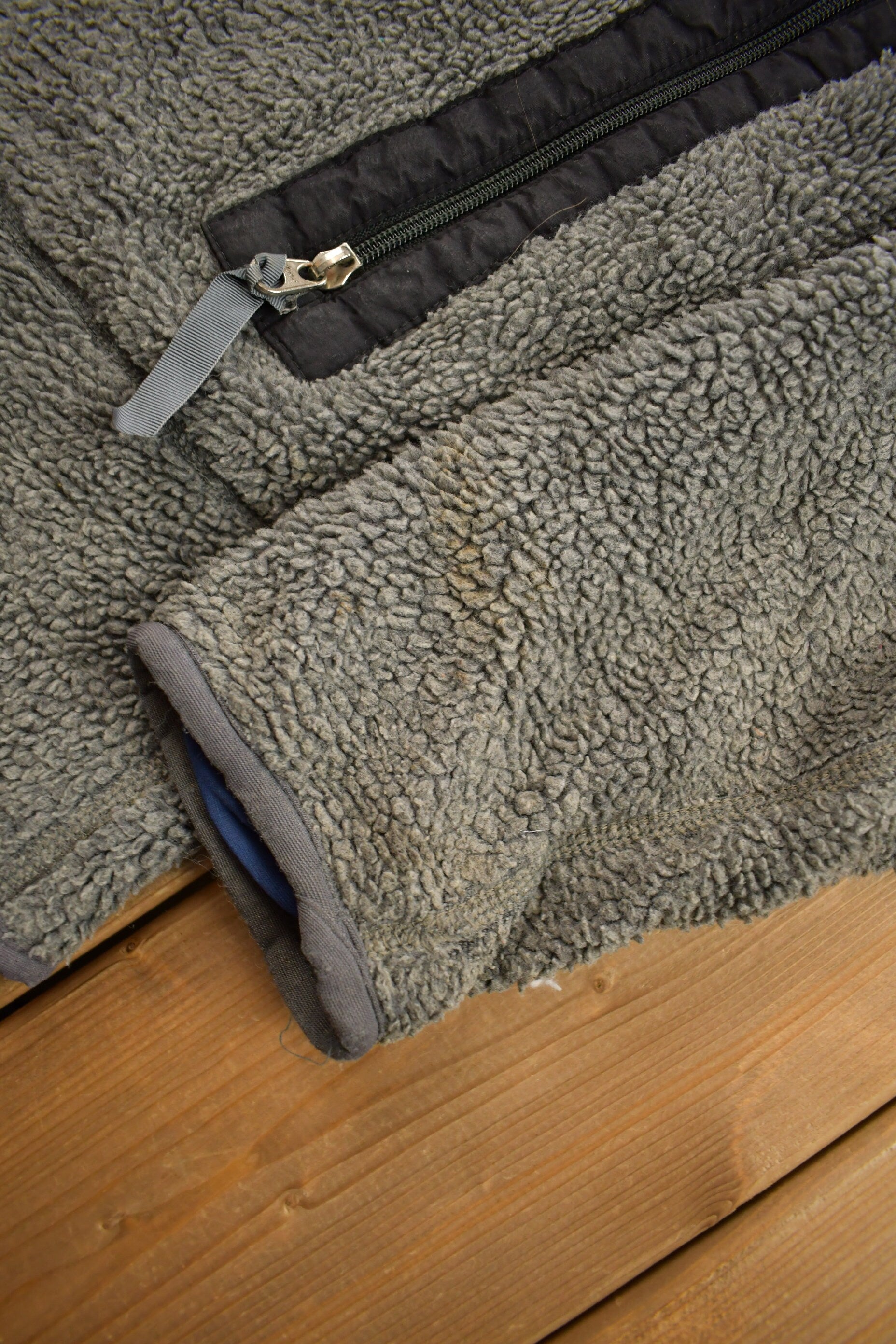 Vintage 1990s Patagonia Deep Pile Fleece Zip Up Sweater