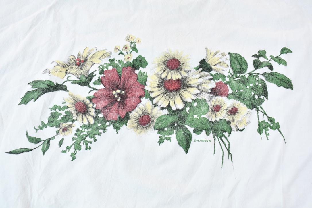 Vintage 1990s Lee Sport Single Stitch Nutmeg Graphic Flower Bouquet T-Shirt