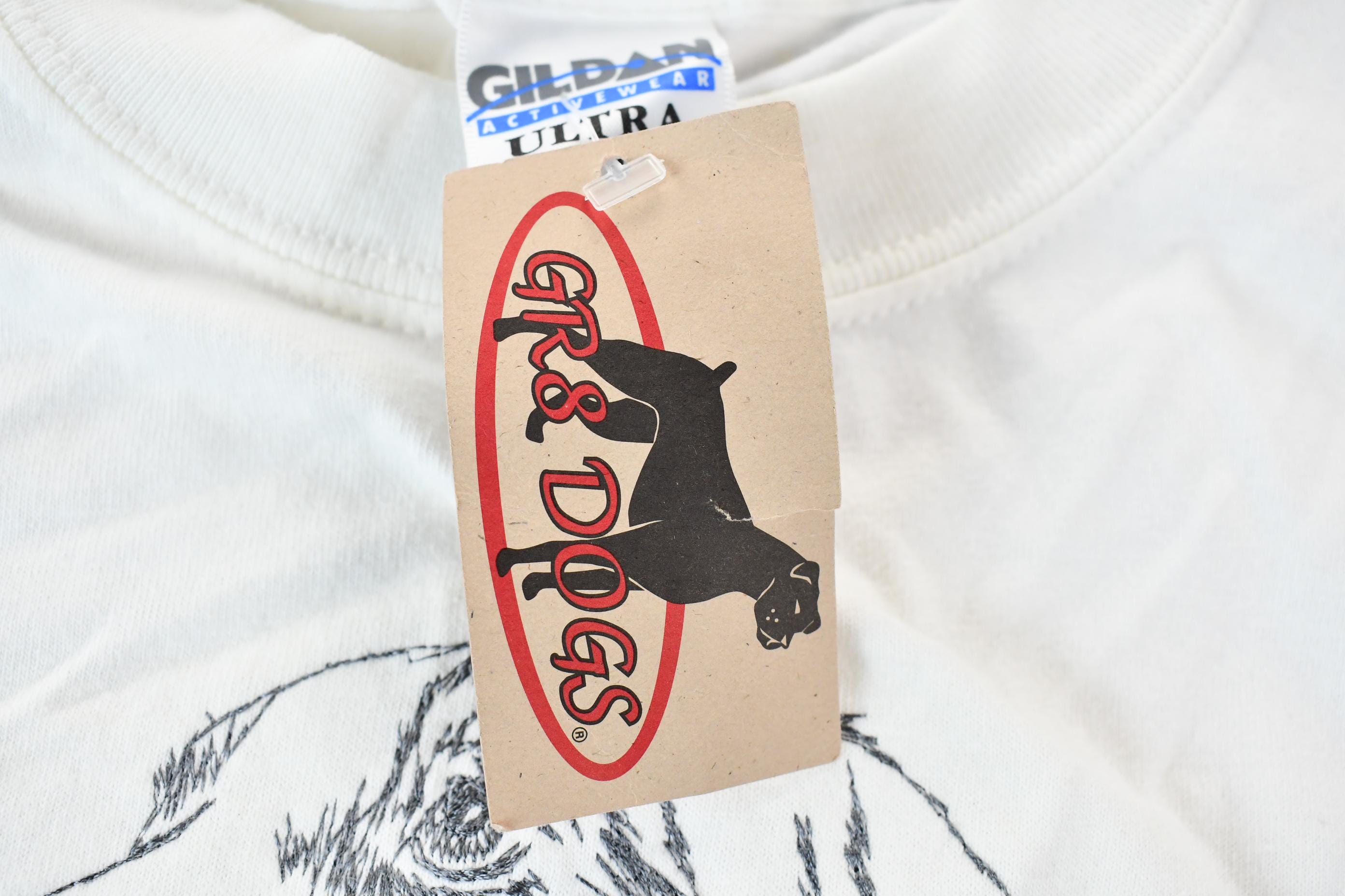Vintage 1990s GRS Dogs Embroidery and Graphic Single Stitch Basset Hound T-Shirt