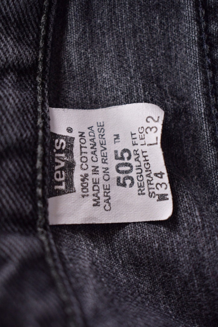 Vintage 1990s Black Levi's 505 Red Tab Denim Jeans Size 32 x 30