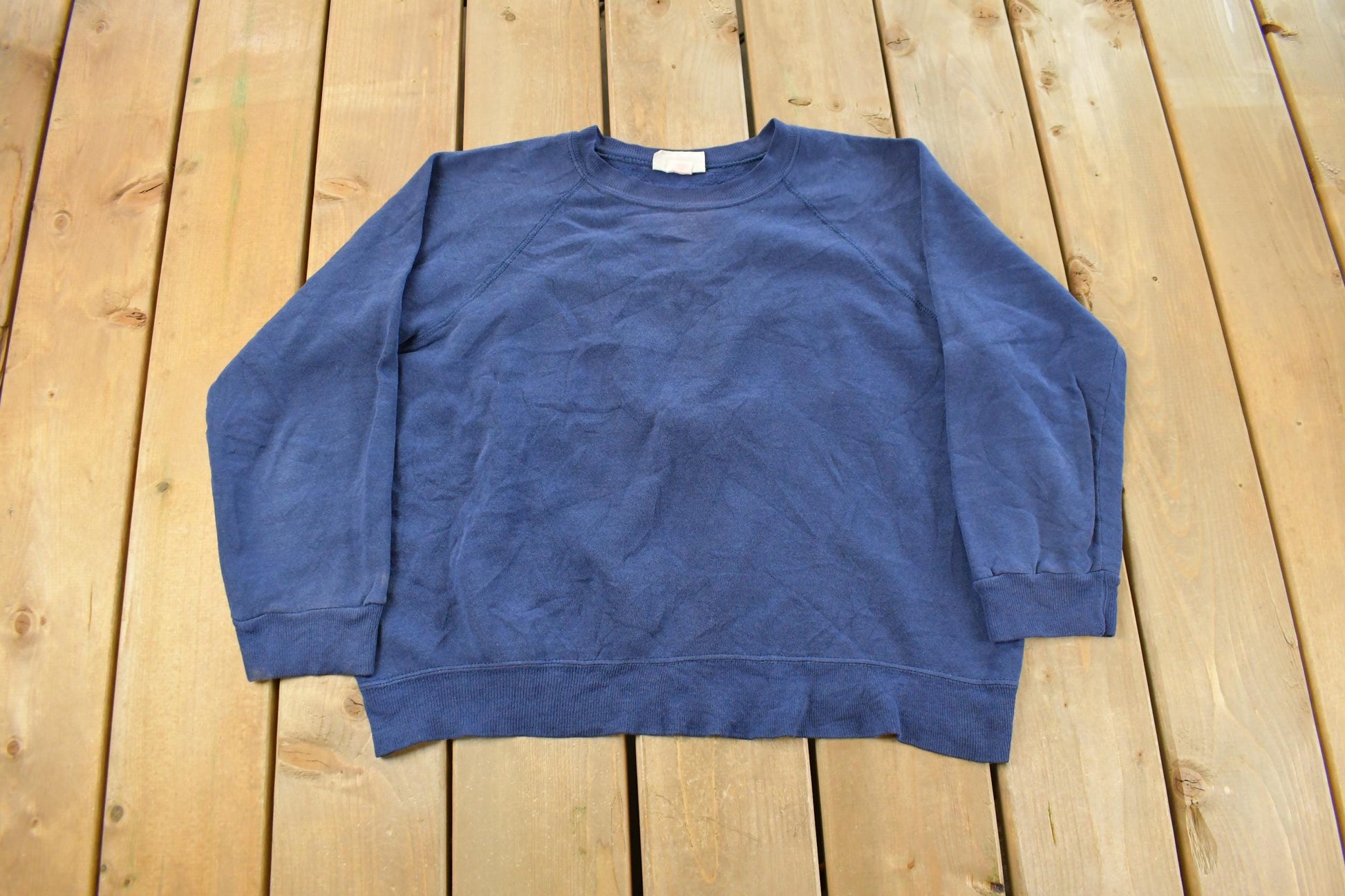 Vintage 1980s Bassett Walker Blank Crewneck Sweatshirt Men's Small