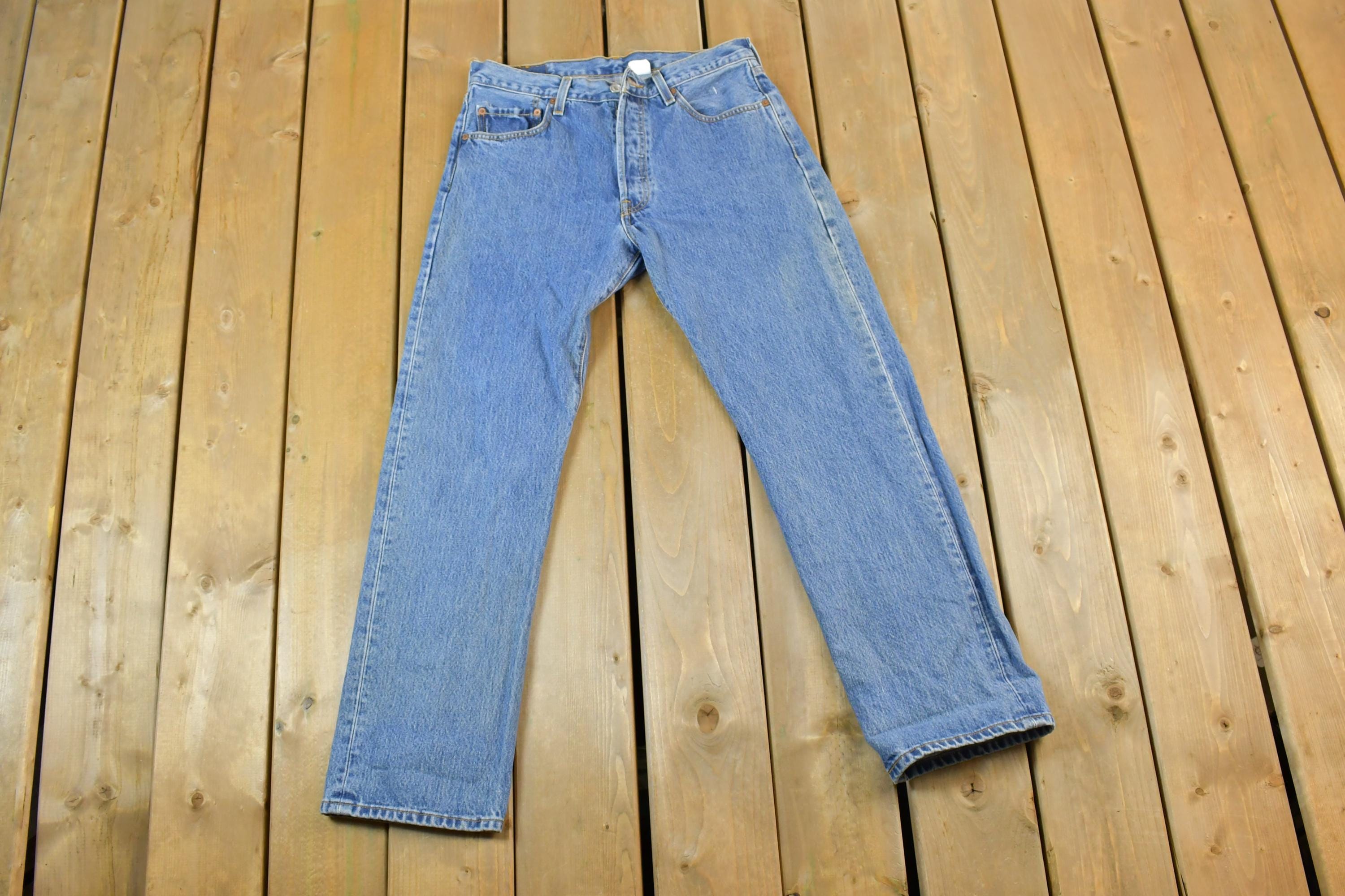 Vintage 1990s Levi Strauss 501 Red Tab Denim Jeans Size 33 x 30