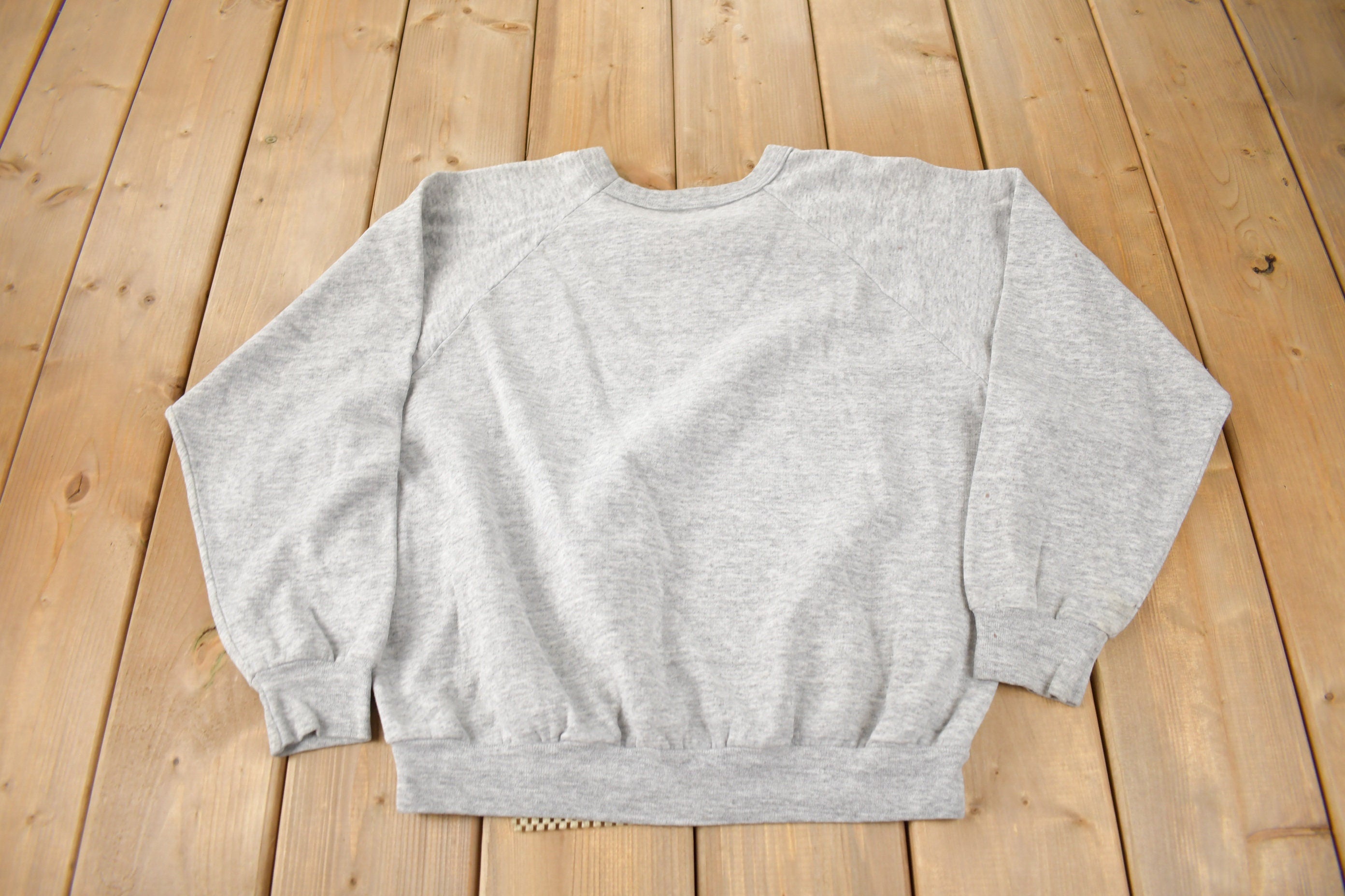 Vintage 1990s Rocky Mountain Wildlife Jasper Alberta Souvenir Crewneck Sweatshirt