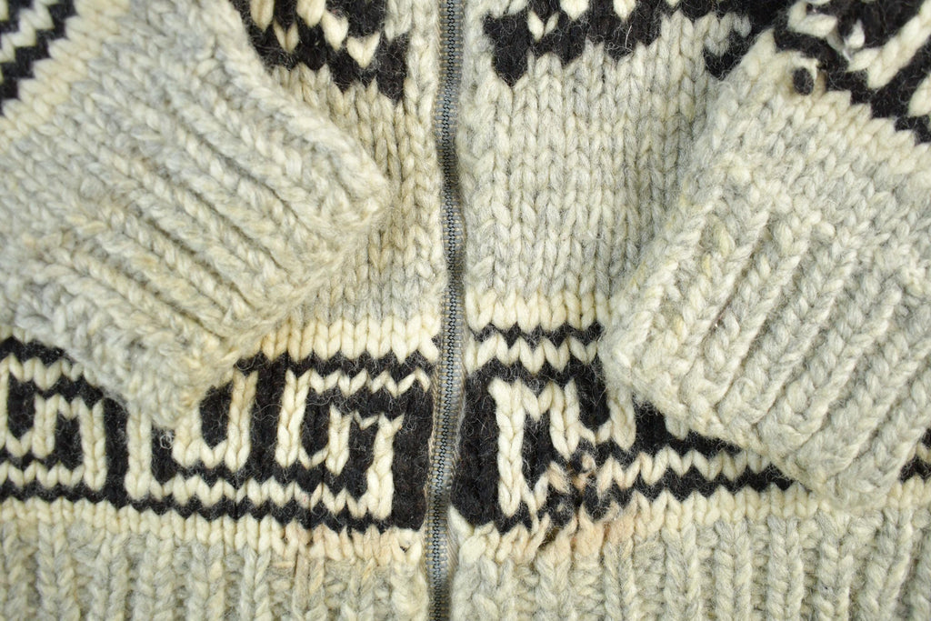 Vintage 1960s 1970s Hand-Knit Eagle Theme Cowichan Sweater Adult Small