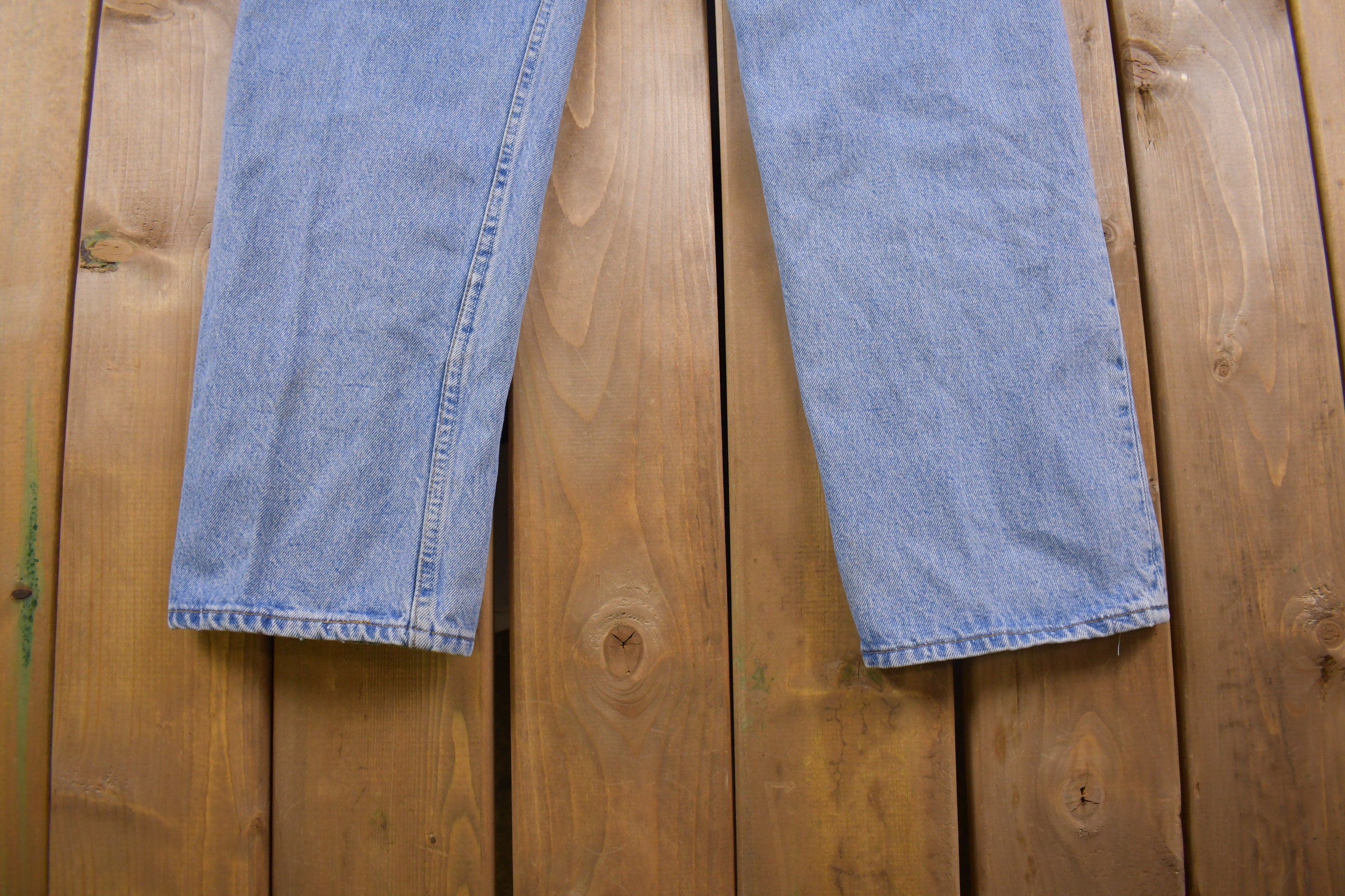 Vintage 1990s Levi's 501 Red Tab Jeans Size 34 x 29