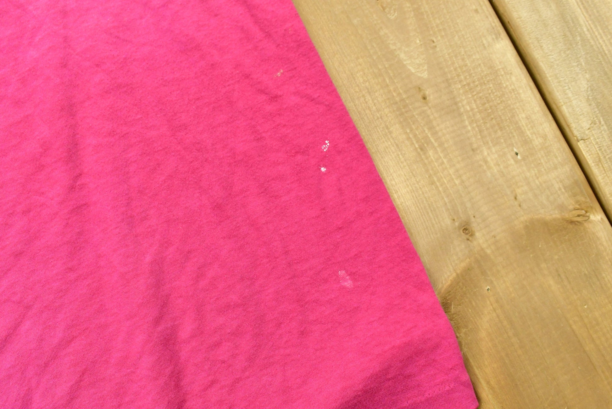 Vintage 90's Salem Cigarette Promo "Catch A Chill" T-Shirt / Longsleeve / 80s / 90s / Streetwear / Retro Style / Single Stitch / Made In USA