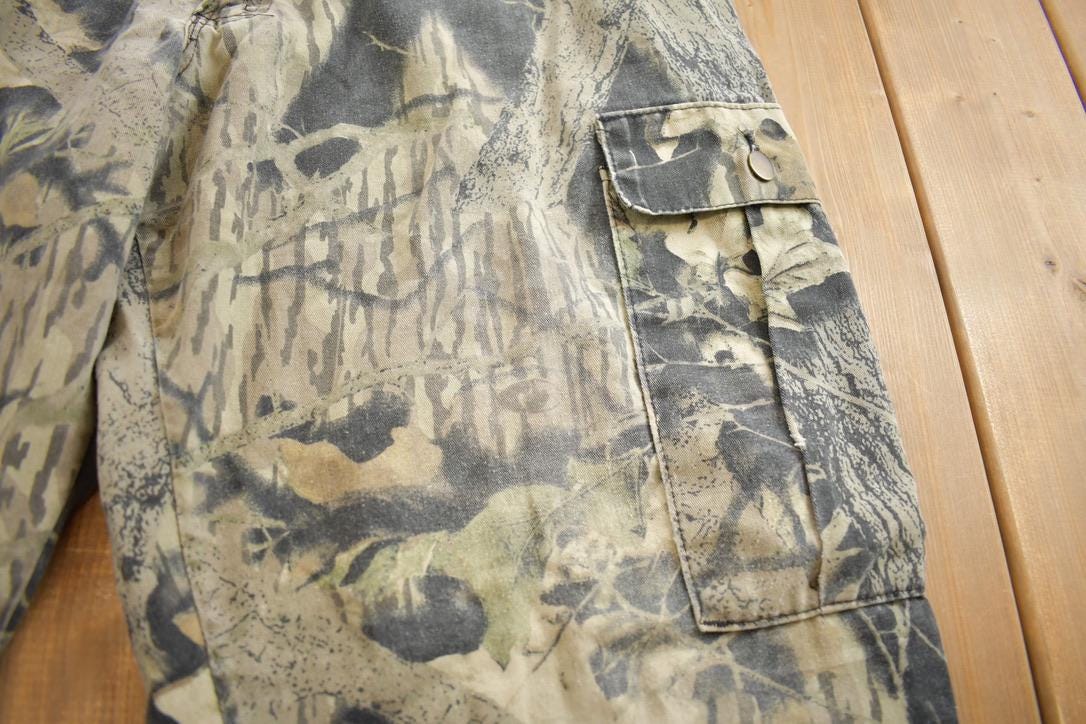 Vintage 1980s Forest Camouflage Cargo Pants Made In Size 38x30