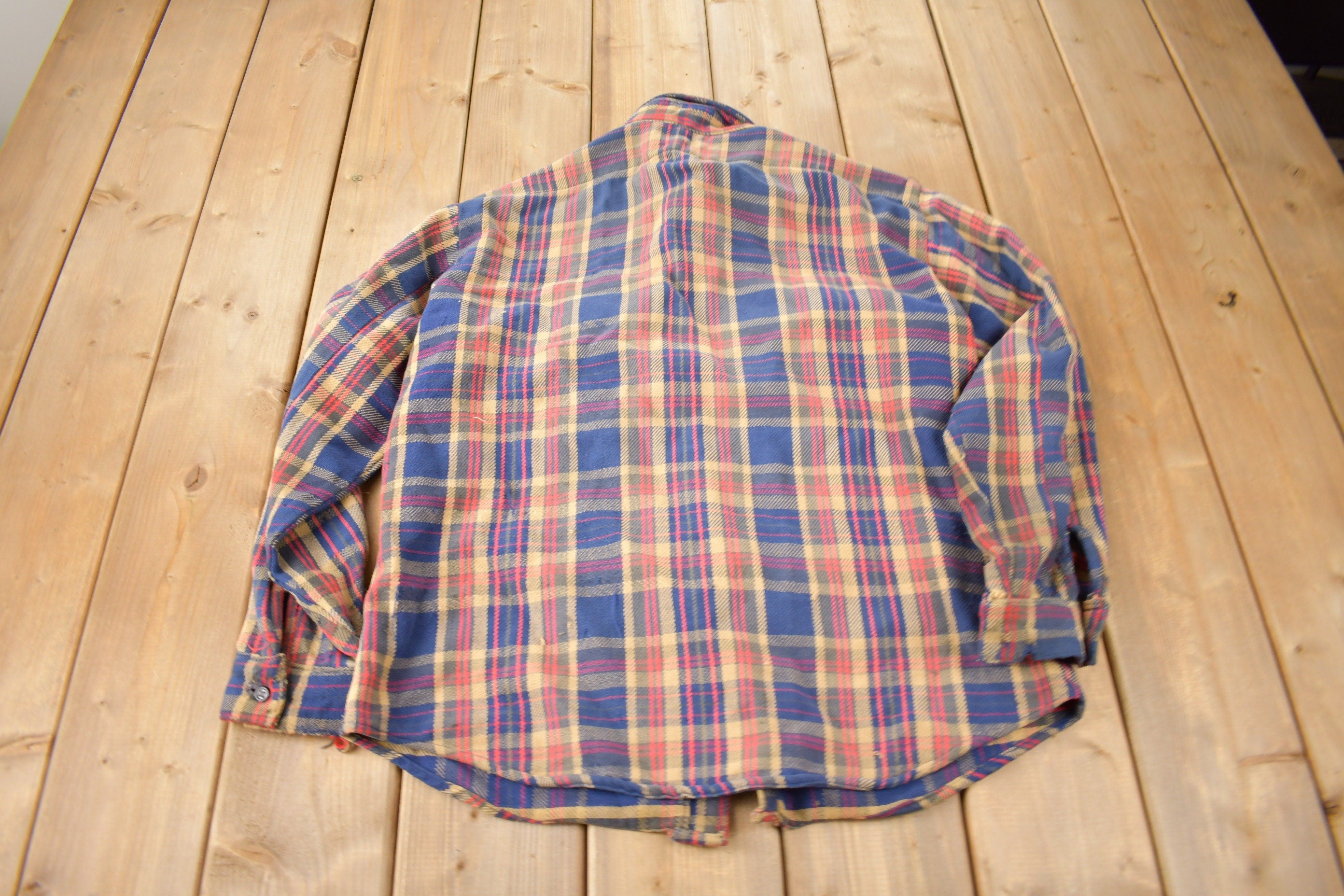Vintage 1980s Distressed Plaid Button Up Flannel Shirt