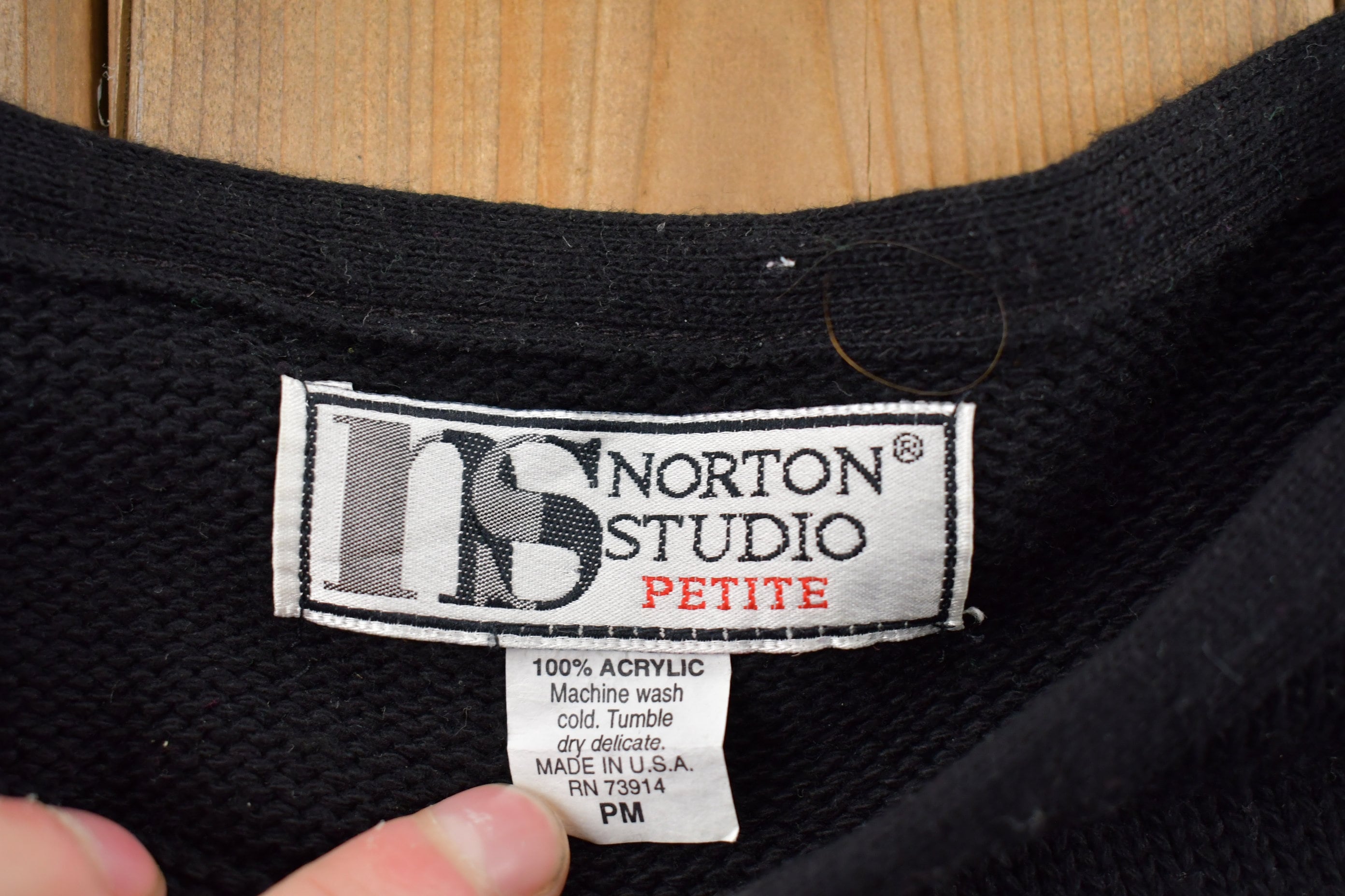 Vintage 1990s Norton Studio Made In USA Knitted Sweater