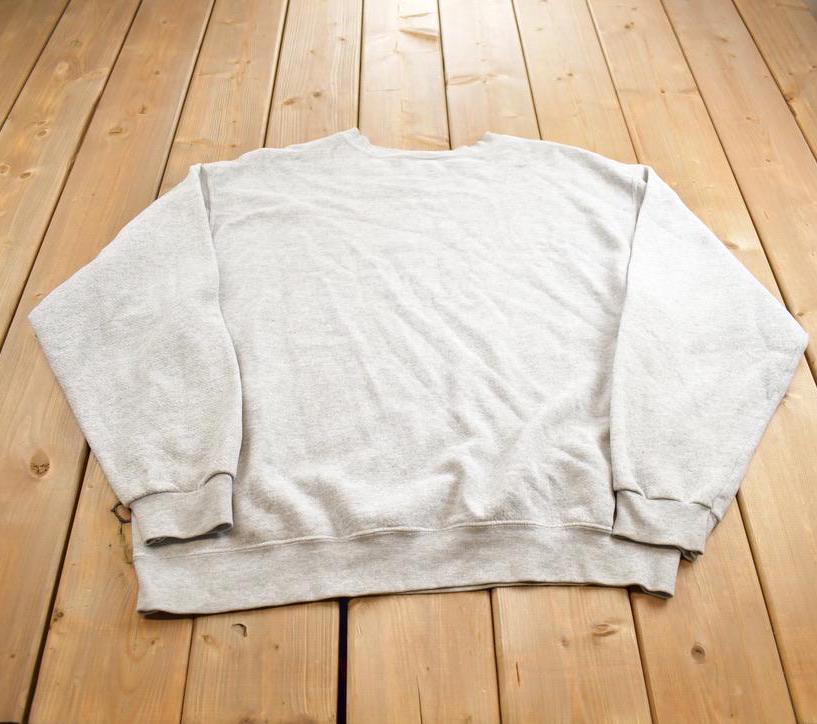 Vintage 1990s Disney Store Winnie The Pooh Characters Crewneck