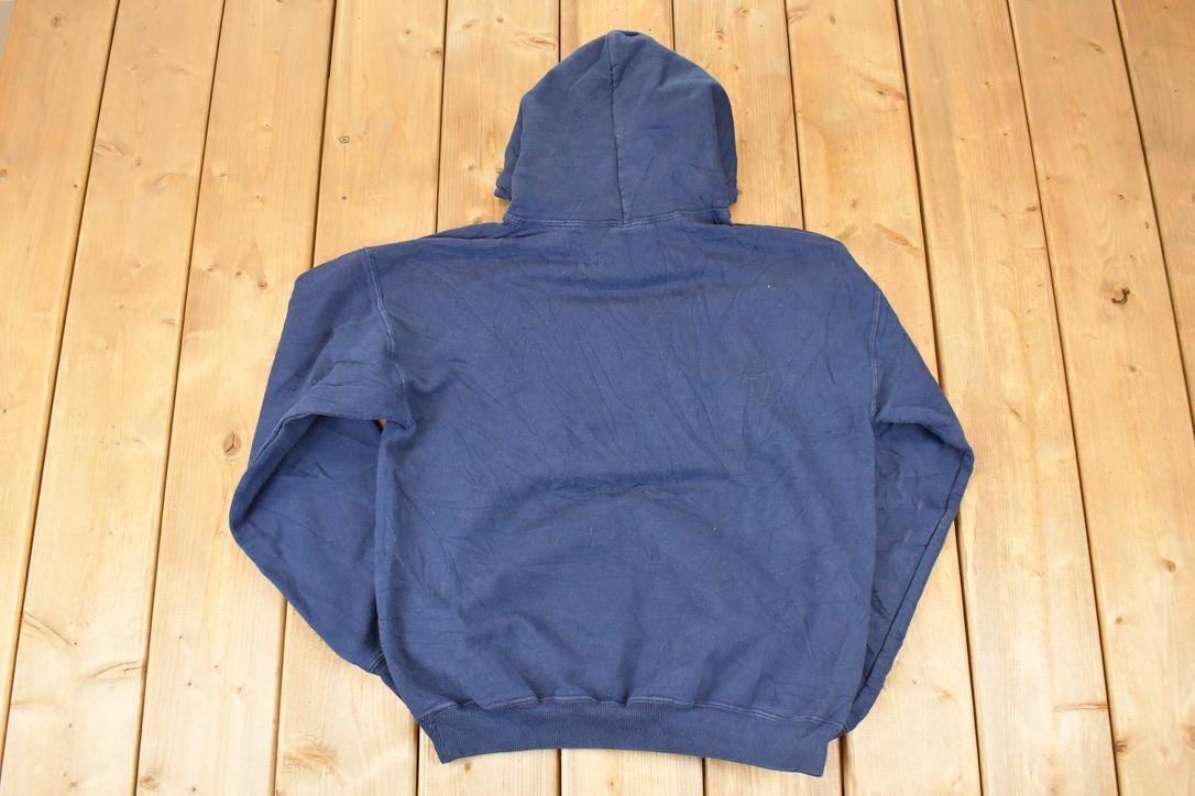 Vintage 1990s Columbia Hylanders Embroidered University Hoodie Sweater Men's M / Vintage Collegiate / 90's State College Sportswear