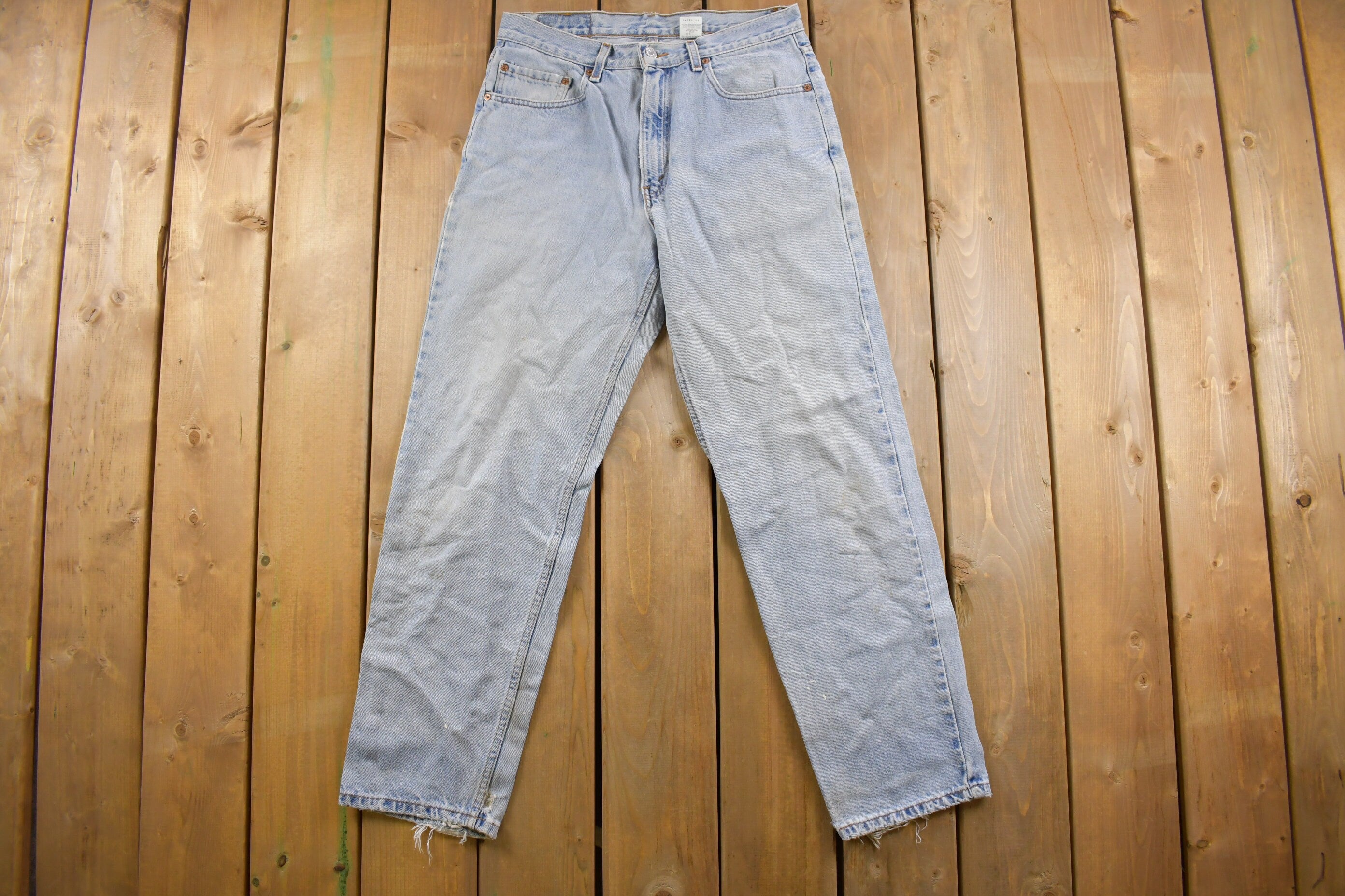 Vintage 1990s Levi's 550 Red Tab Distressed Denim Jeans Size 32 x 31