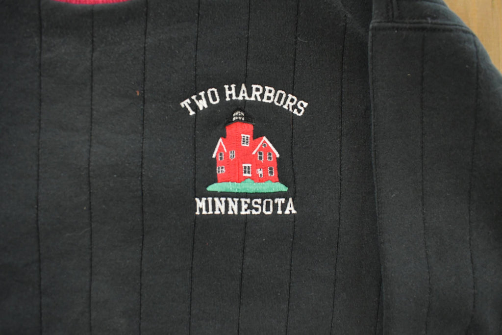 Vintage 1990s Two Harbors Minnesota Crewneck Sweatshirt Men's Large