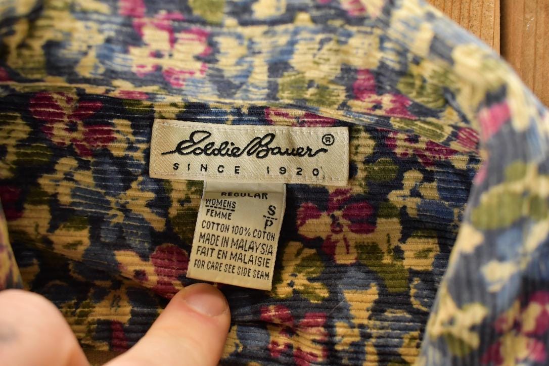 Vintage 1990s Eddie Bauer Aop Floral Corduroy Button Up Shirt Women's L