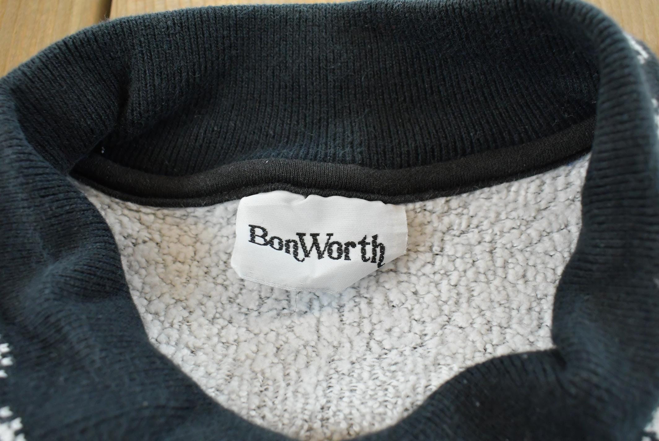 Vintage 1990s Bonworth Dogs Embroidered Collared Crewneck Mens S