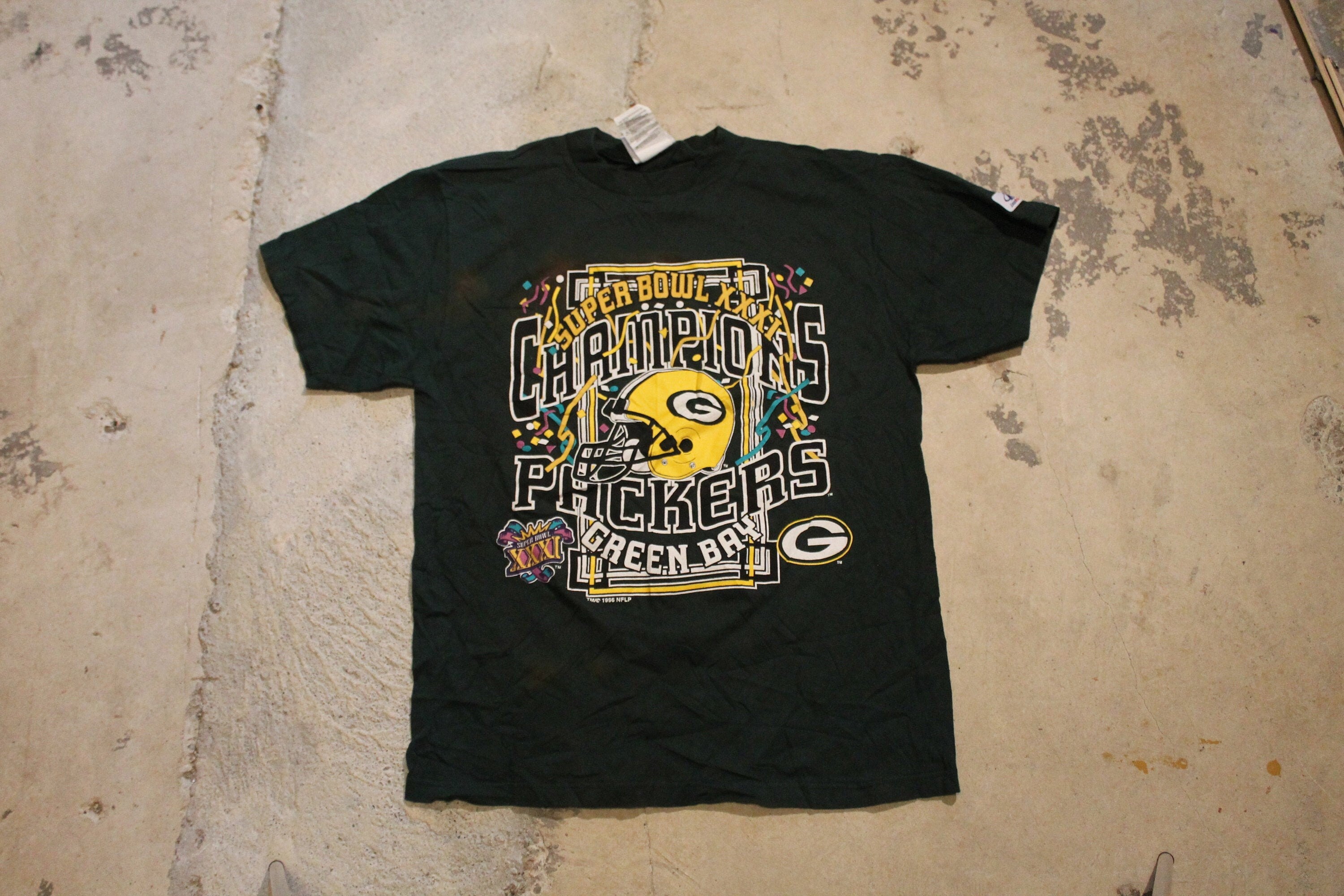 Vintage 1996 Green Bay Packers NFL Super Bowl Championship Graphic T Shirt