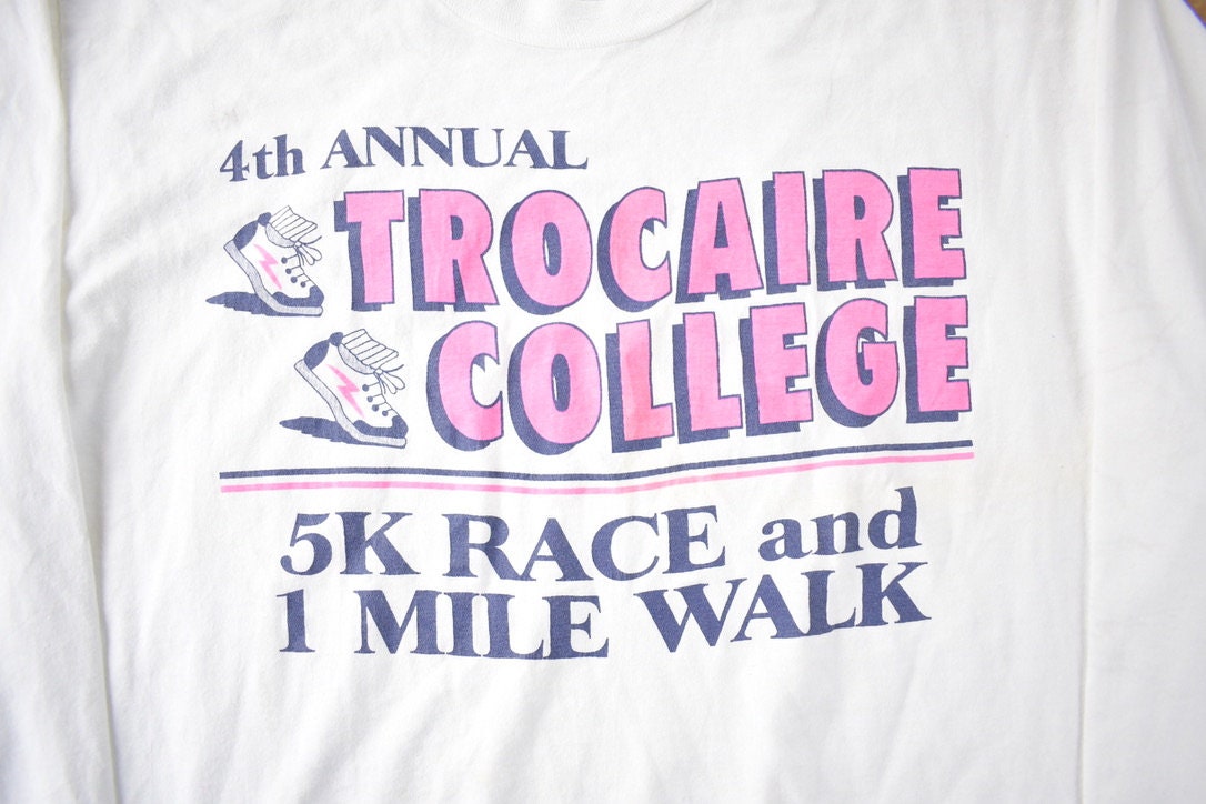 Vintage 1990s Trocaire College 5K Race Souvenir Long T Shirt Made In USA Size XL