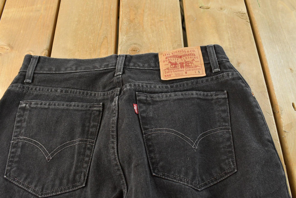 Vintage 1990s Levi's 550 Relaxed Tapered Black Denim Jeans Women's 31 x 27 / 90s Denim / Faded Jeans / Streetwear